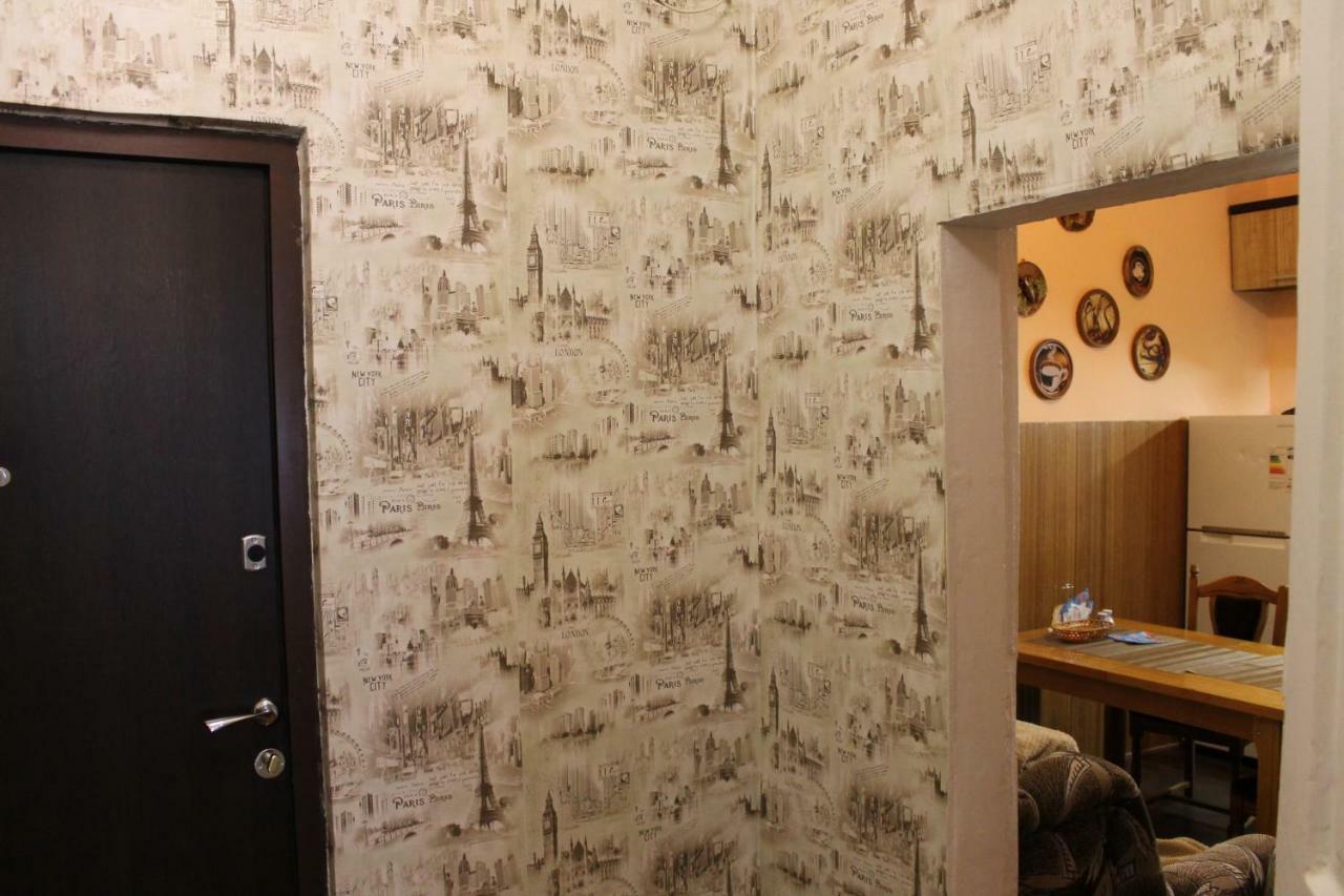 Apartment On Rynok Square Lwów Zewnętrze zdjęcie