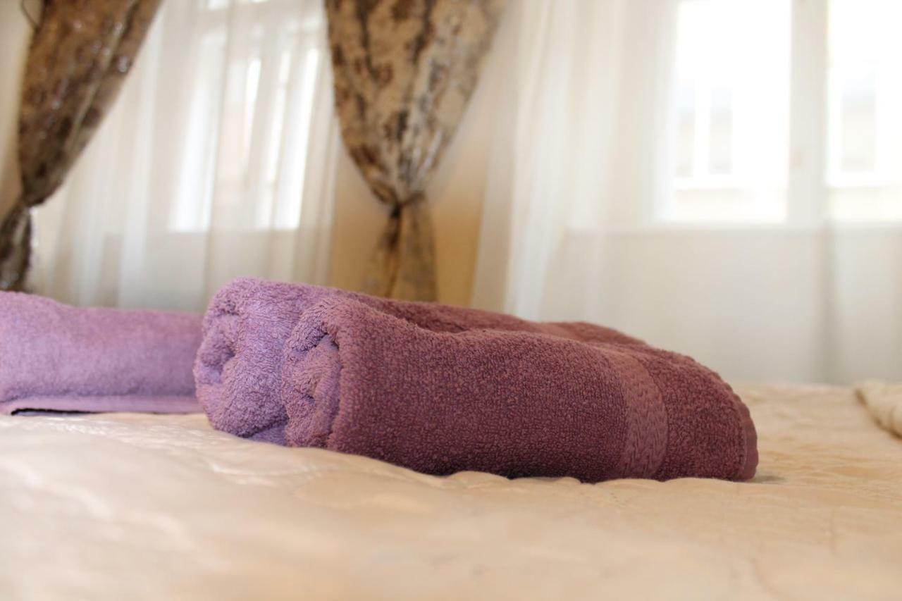 Apartment On Rynok Square Lwów Zewnętrze zdjęcie